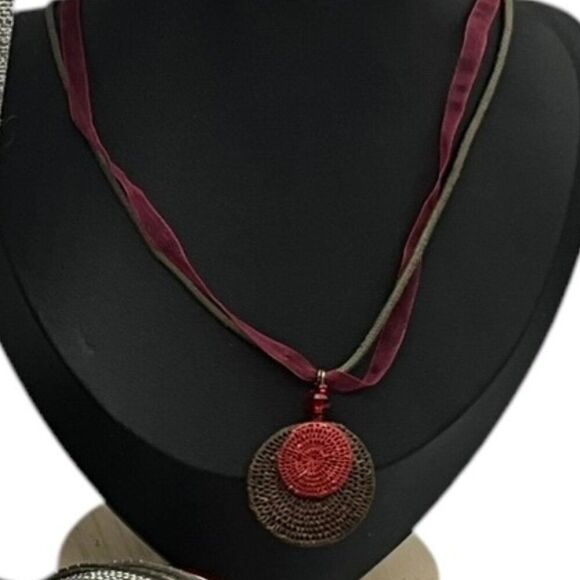 Handmade Woven Bohemian Pendnant 18 in - Picture 2 of 2